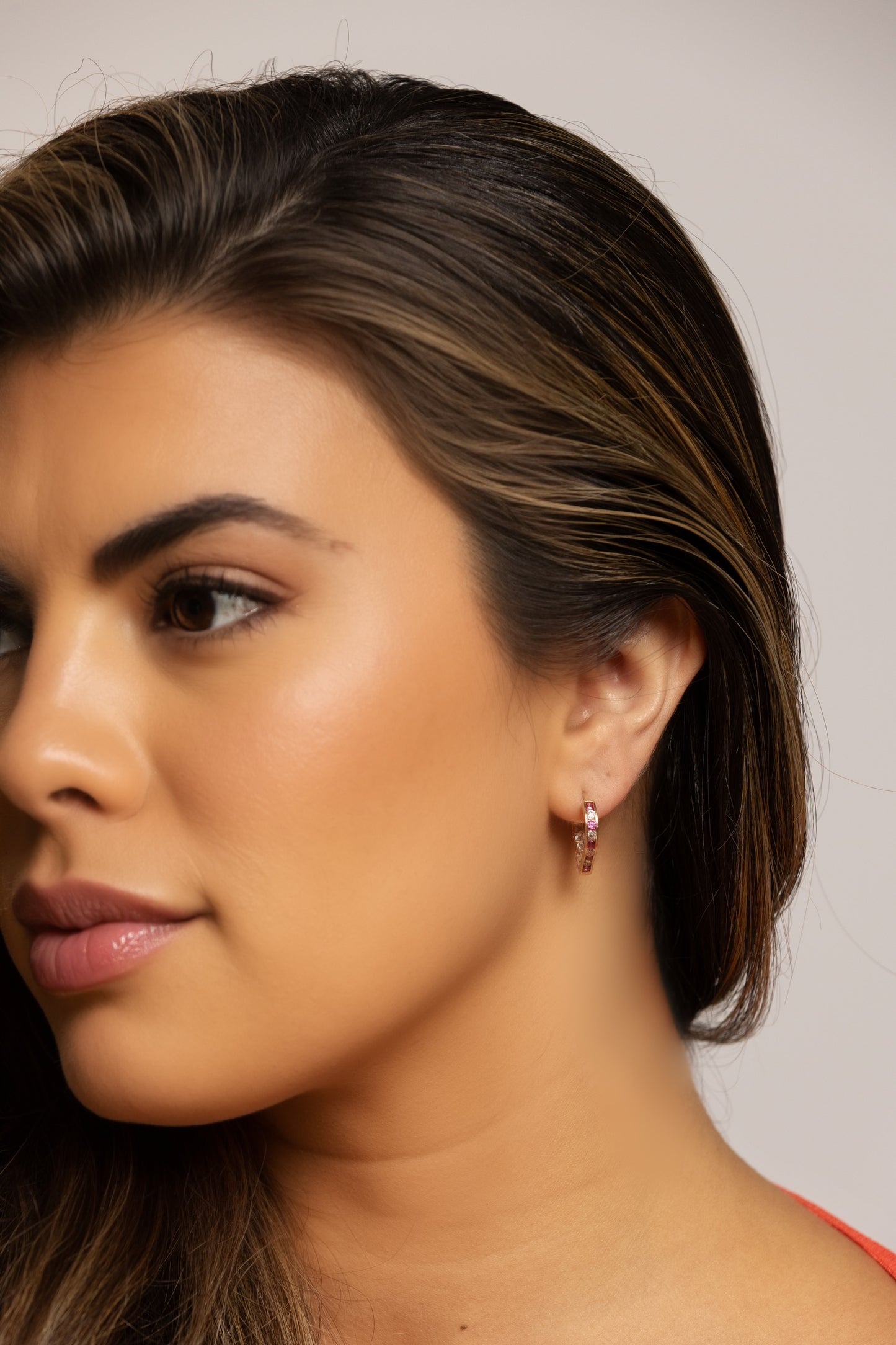 Elegantes Aretes de aro de oro de 14 quilates en tonos rosados