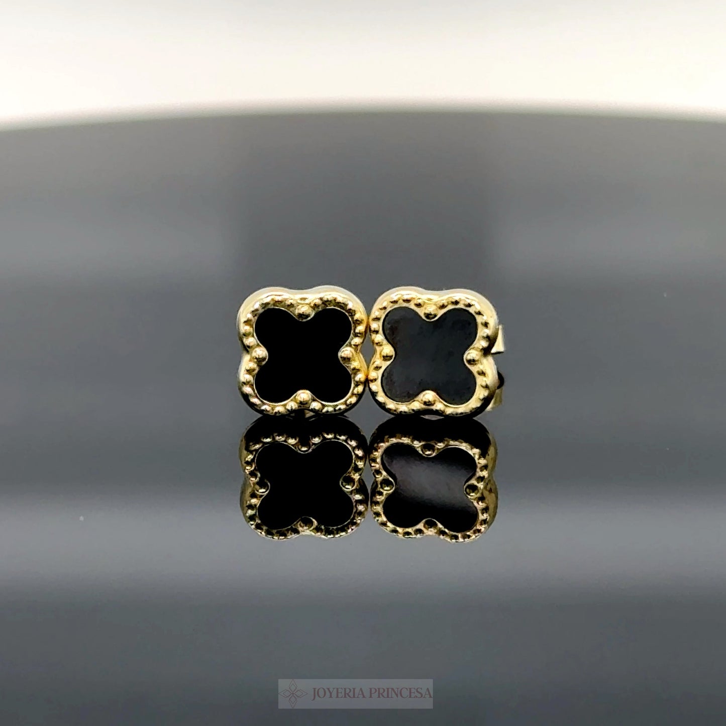 Aretes Trébol Negro Oro