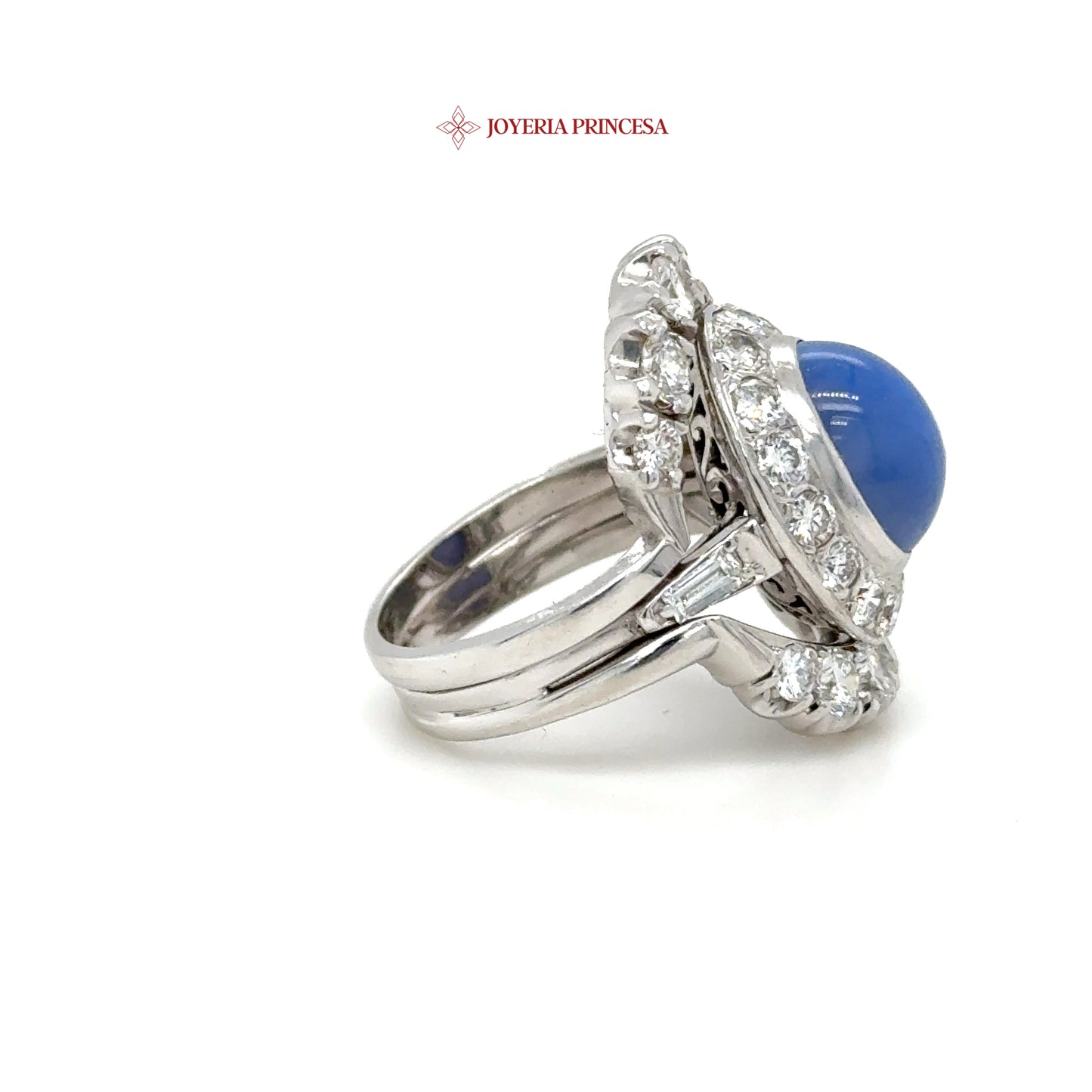 Anillo de oro blanco con zafiro estrella azul de 14 quilates y diamantes naturales