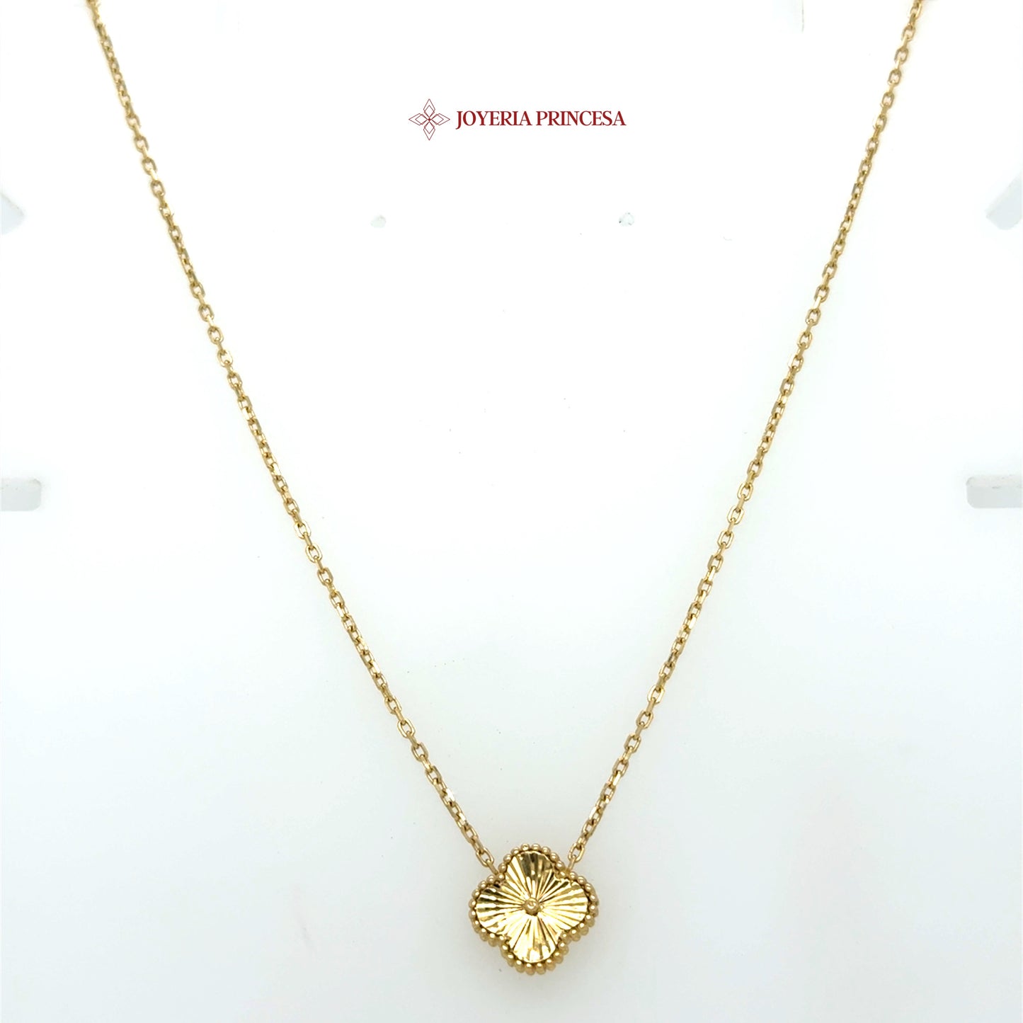14K 18in Elegant Clover Pendant Necklace