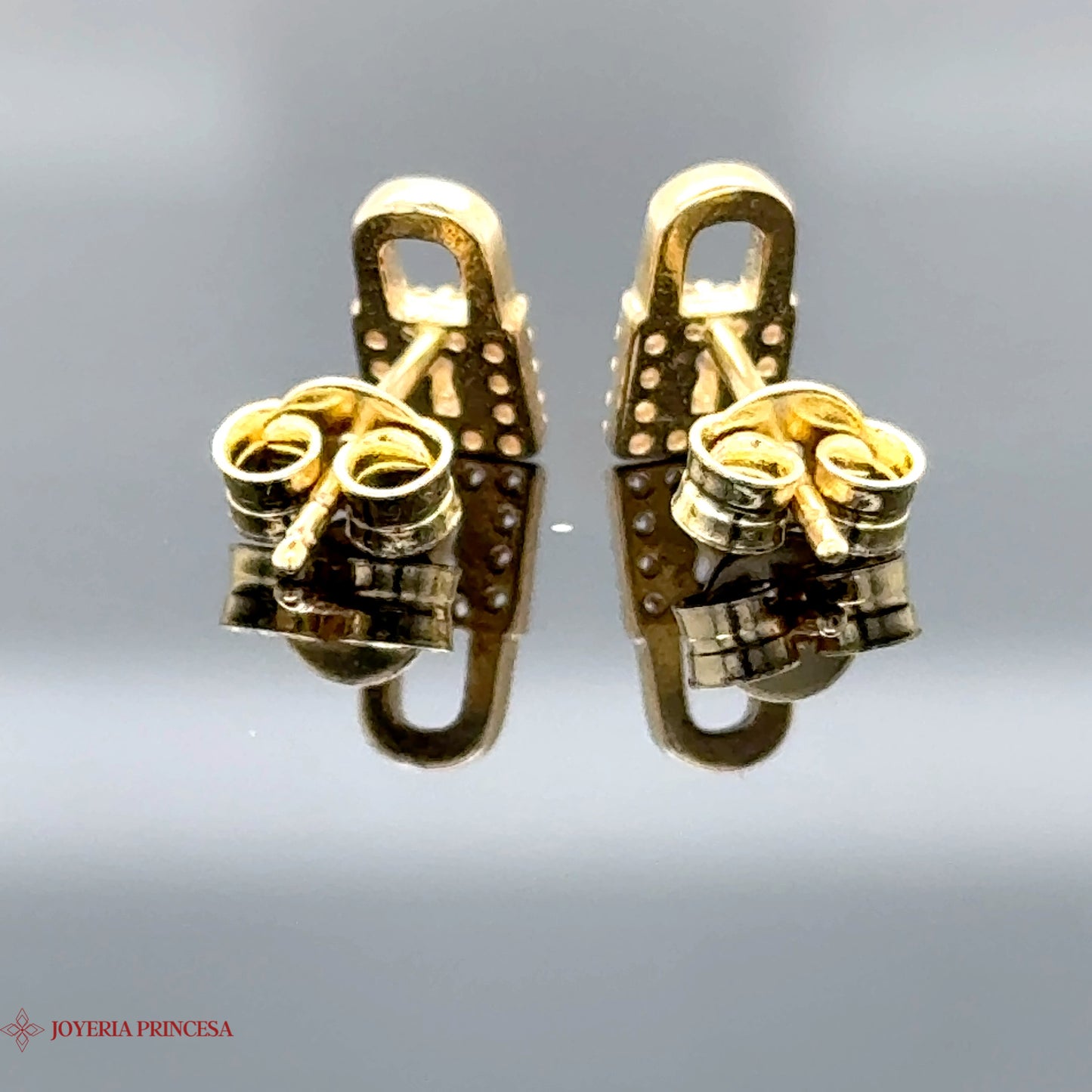 Aretes de oro de 14 quilates Lock & Sparkle