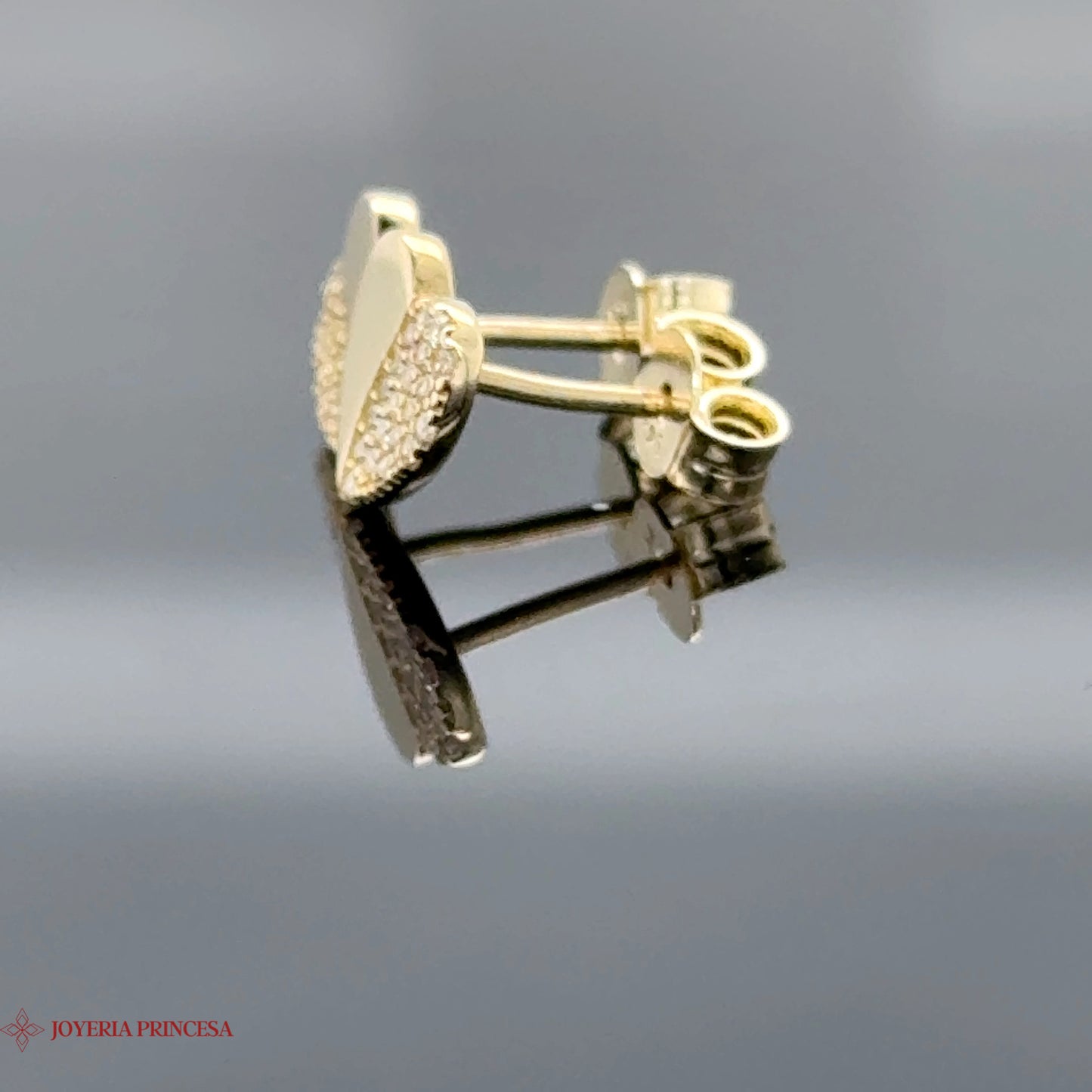 Aretes Heartfelt Radiance