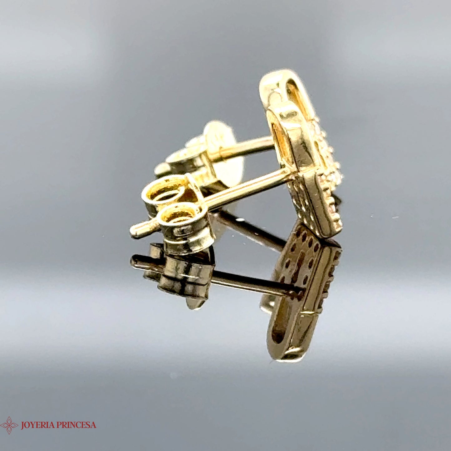 Aretes de oro de 14 quilates Lock & Sparkle