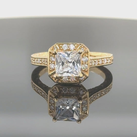 Anillo de compromiso con circonita cuadrada 14K