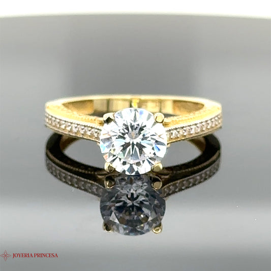 Anillo de compromiso con circonita de 14 quilates