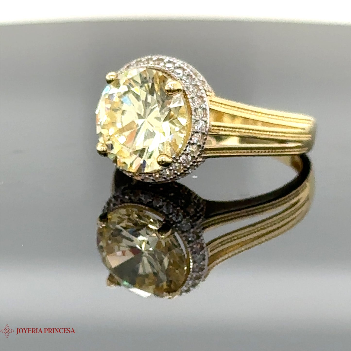 Anillo de compromiso de 14 quilates con circonita amarilla canaria