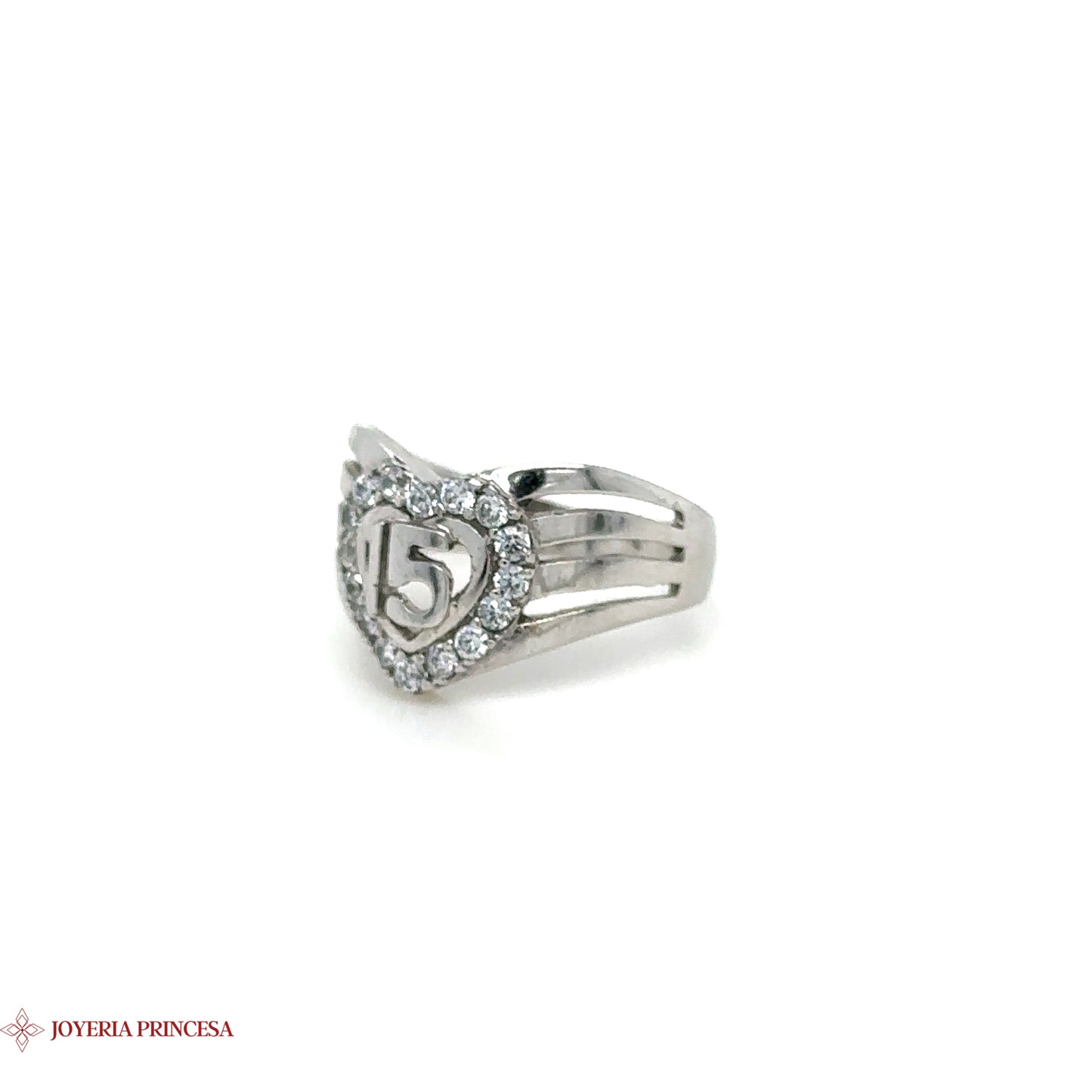 10K White Gold Quinceañera Heart Ring with Gemstone Embellishments