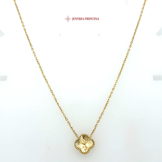 14K 18in Elegant Clover Pendant Necklace