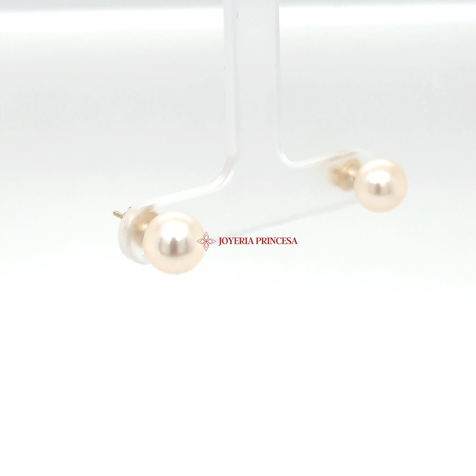 14K Yellow Gold Pearl Stud Earrings — UN-0719