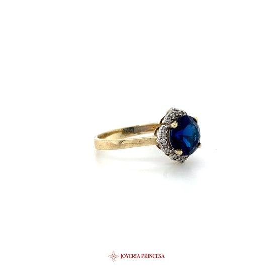 14K Gold Blue Stone Floral Motif Ring