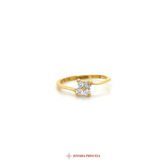 14K Gold Floral Motif Ring with Cubic Zirconia