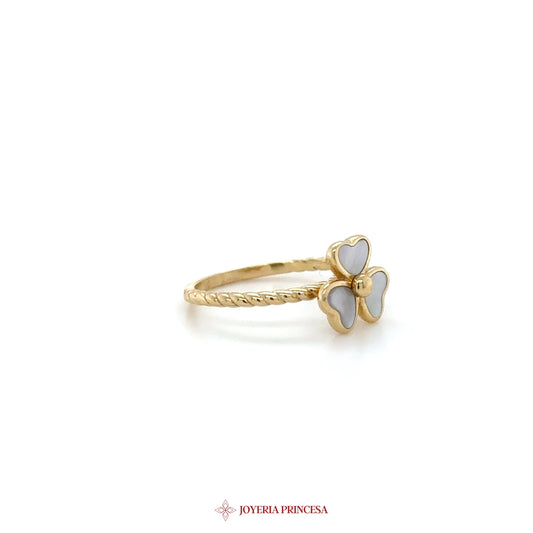 14K Gold Flower Motif Ring with Simulated Stones