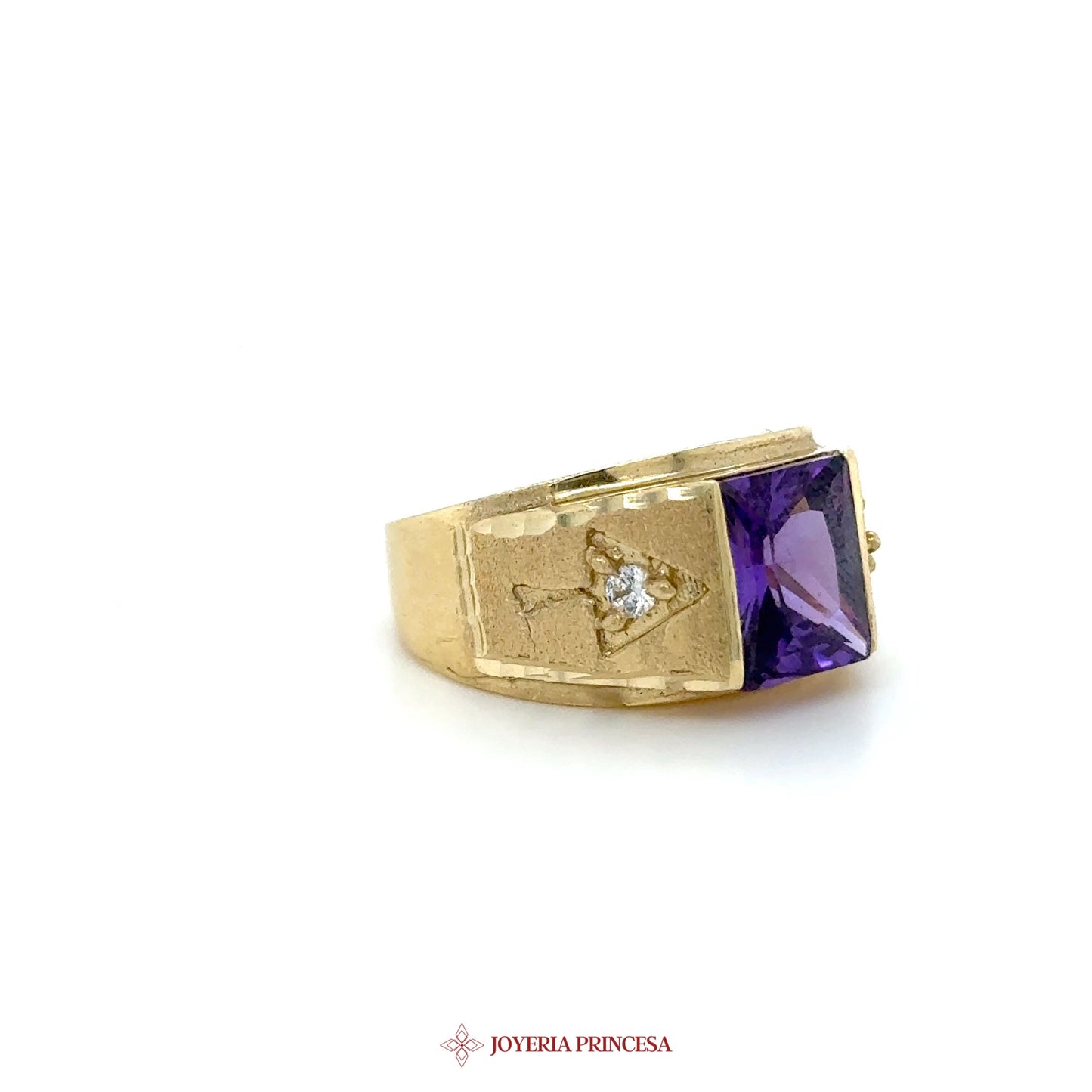 14K Gold Amethyst and Diamond Accent Ring