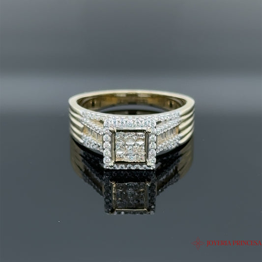 10K Gold Engagement Ring w/ Square Design