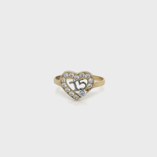 10K Charming Quinceañera Heart Ring