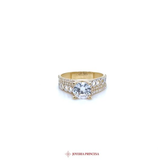 10K Engagement Ring with CZ and Elegant Band Design