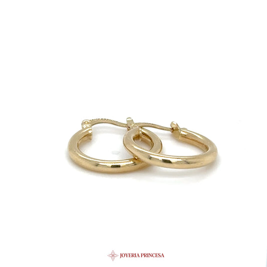 10K Classic 10K Gold Hoop Earrings