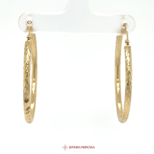 14K Elegant 14K Gold Textured Hoop Earrings