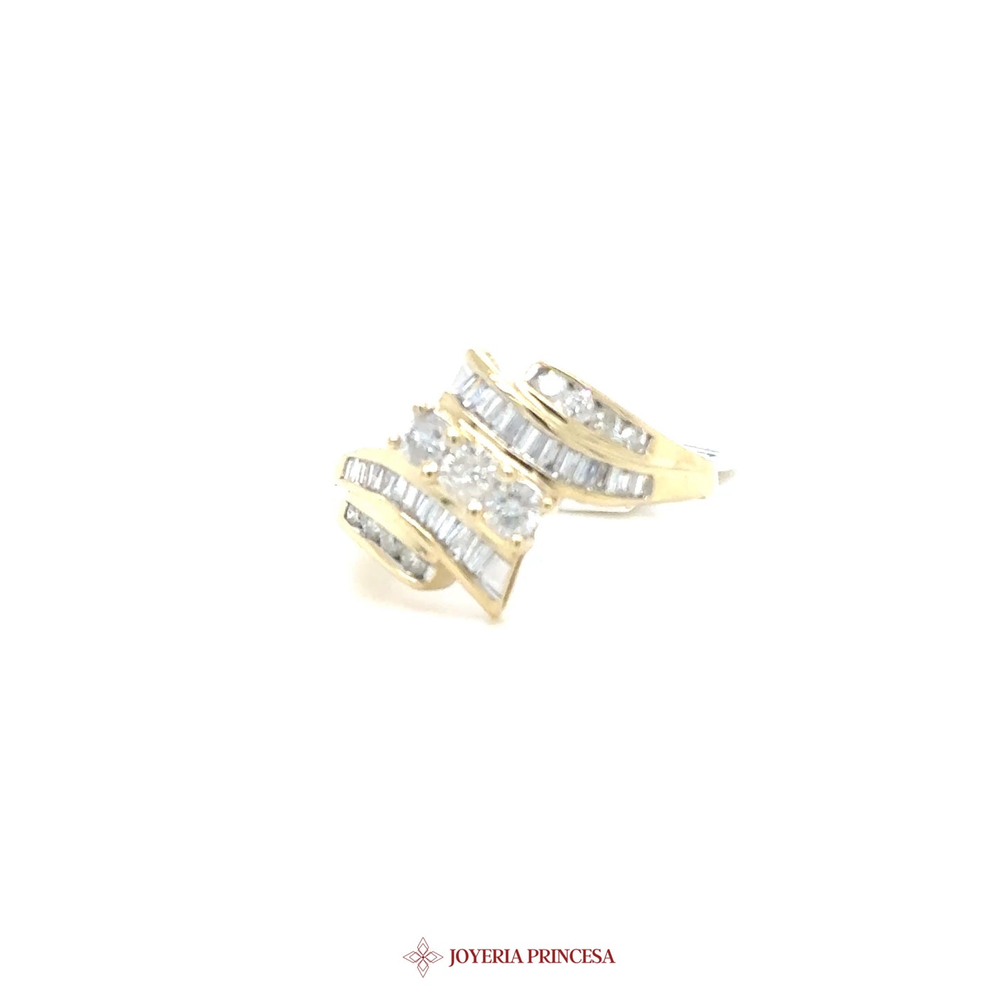 10K Diamond Wave Ring with Baguette and Round Stones