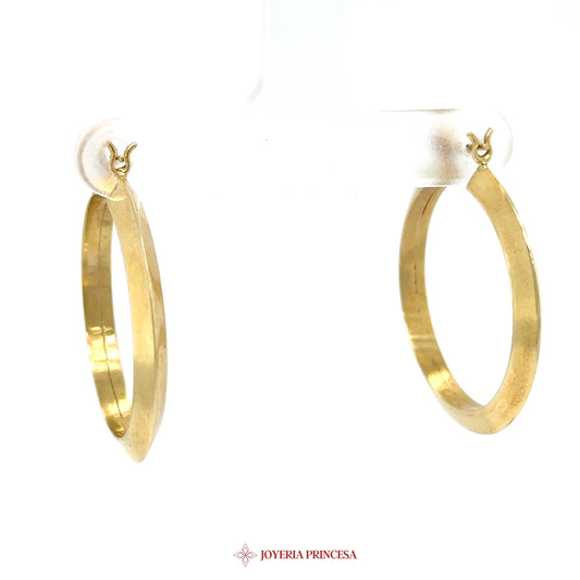 14K Gold Hoop Earrings with Elegant Design