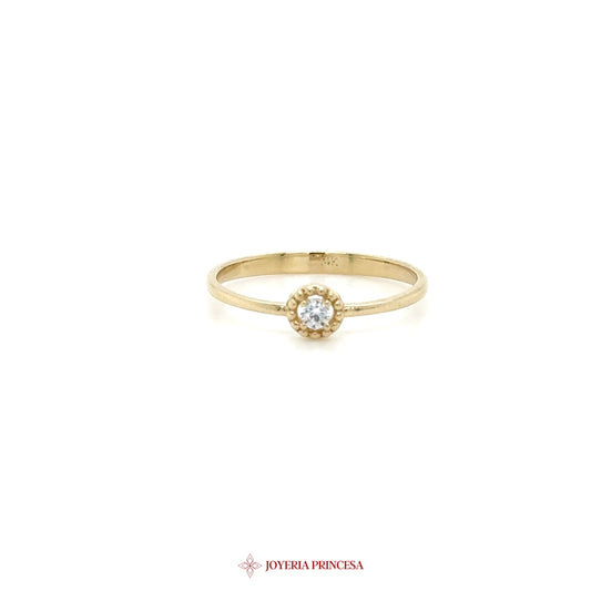 14K Gold Floral Motif Ring with Center Stone