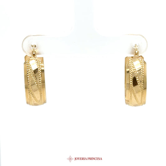 14K Gold Textured Hoop Earrings (UN-2551)