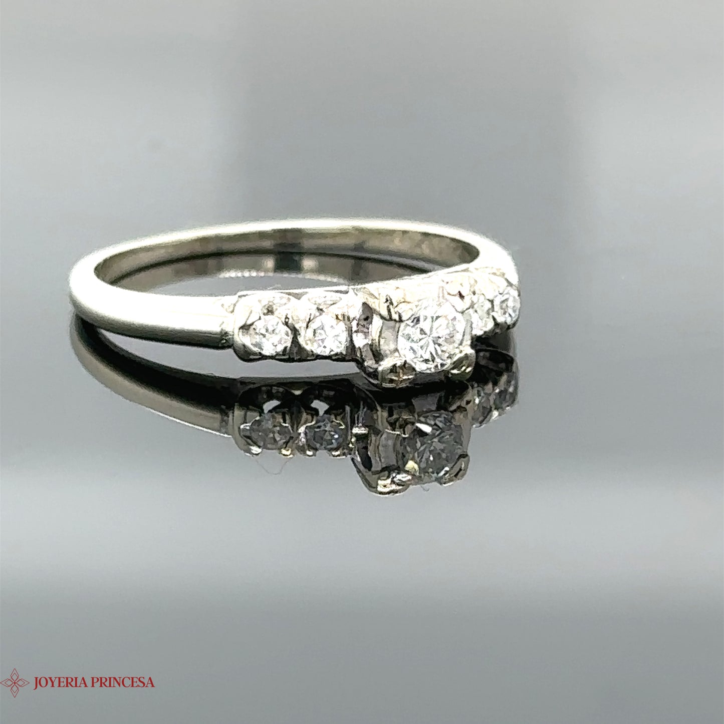 14K White Gold Zirconia Engagement Ring